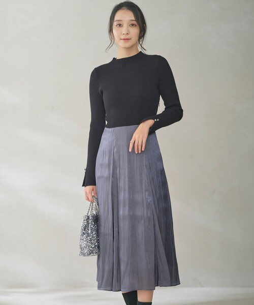 ANY SIS(エニィスィス)の「【洗える】オーロラサテンコンビ ワンピース(ワンピース・レディース・オレンジ系/ダルブルー系/ライラック系・1/2/3)」の2枚目の写真