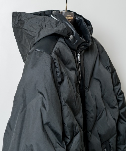 Buffalo Bobs(バッファローボブズ)の「VINCENT-RIDER(ヴィンセント-ライダー)シームレス ダウンジャケット(ダウンジャケット/コート・メンズ・ホワイト/ブラック・1-2/2-3/3-4)」の6枚目の写真