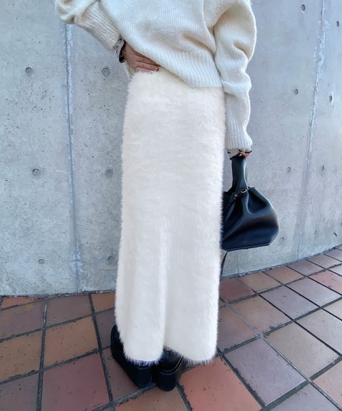 LAULEN(ローレン)の「shaggy long skirt /シャギーロング スカート(スカート・レディース・アイボリー/ブラック/ベージュ・FREE)」の8枚目の写真