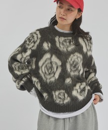 モヘアタッチローズモチーフルーズニット