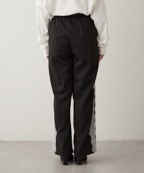 Another Branch olive des olive(アナザーブランチオリーブデオリーブ)の「サイドレース裏起毛パンツ(カーゴパンツ・レディース・ネイビー/トップグレー/ブラック・FREE)」の6枚目の写真