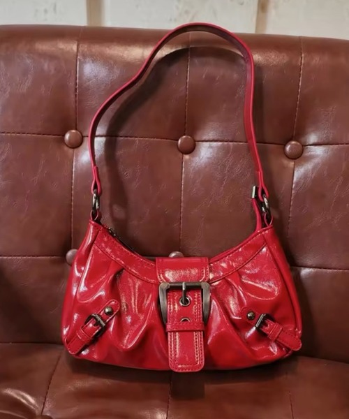 Port（ポート）の「【 Port / ポート 】 ベルト バックル ワンハンドル ショルダーバッグ（ハンドバッグ・レディース・レッド/シルバー/ダークブラウン/ブラック/イエロー/ブラウン・FREE）」の17枚目の写真