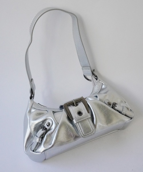 Port（ポート）の「【 Port / ポート 】 ベルト バックル ワンハンドル ショルダーバッグ（ハンドバッグ・レディース・レッド/シルバー/ダークブラウン/ブラック/イエロー/ブラウン・FREE）」の18枚目の写真