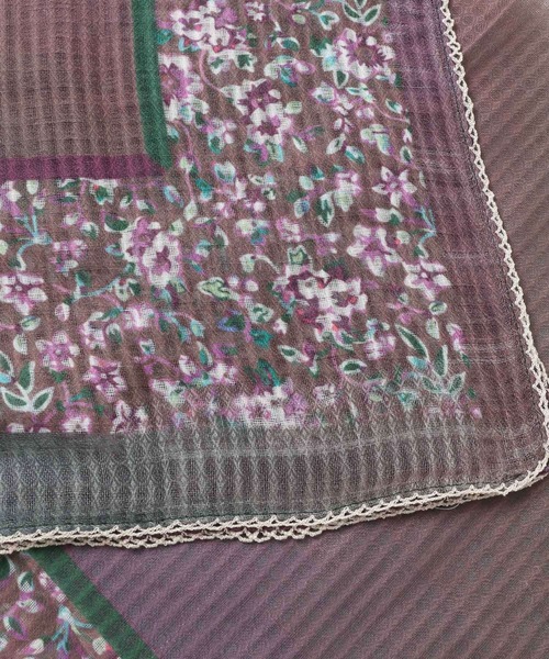 mysty woman（ミスティウーマン）の「フラワープリントスカーフ  292591（バンダナ/スカーフ・レディース・グリーン/パープル/ラベンダー・FREE）」の16枚目の写真