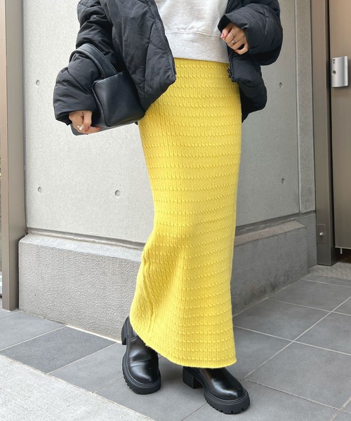 Futier land(フューティアランド)の「ニットタイトスカート(スカート・レディース・アイボリー/ブラック/イエロー/ライトグレー/レッド・FREE)」の2枚目の写真