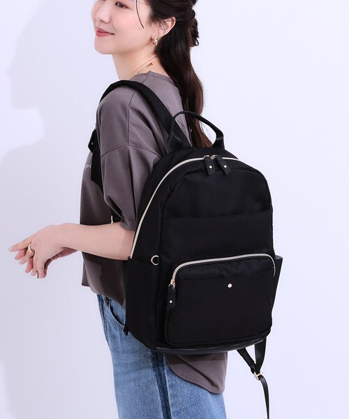 SHOO・LA・RUE(シューラルー)の「【撥水/背中ポケット】整理整頓できちゃうリュック(バックパック/リュック・レディース・グレー系3/ブラック系5/ブラック系4・00)」の7枚目の写真