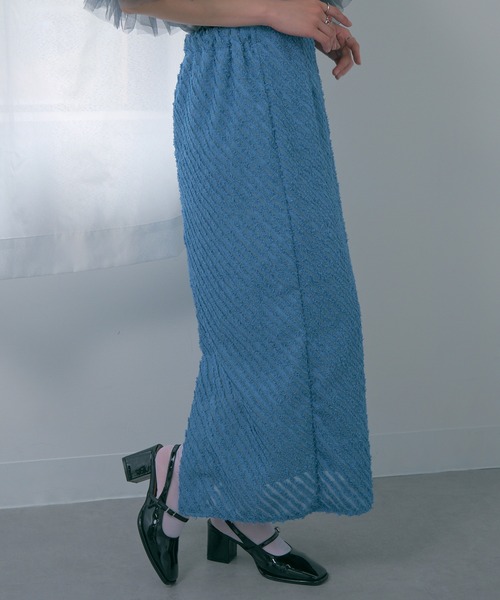 MAGASIN DE MODE Chou Chou(マガジンデモードシュシュ)の「【MAGASIN DE MODE Chou Chou】シアー ミニフリンジジャガード タイトスカート XNN(スカート・レディース・アイボリー/ブルー・FREE)」の5枚目の写真