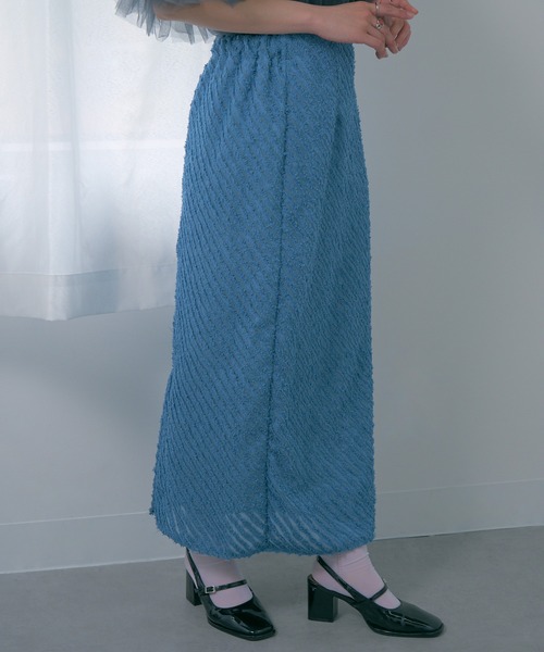 MAGASIN DE MODE Chou Chou(マガジンデモードシュシュ)の「【MAGASIN DE MODE Chou Chou】シアー ミニフリンジジャガード タイトスカート XNN(スカート・レディース・アイボリー/ブルー・FREE)」の3枚目の写真
