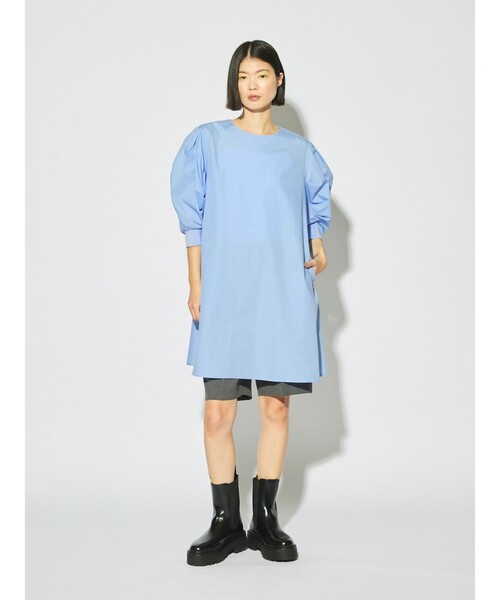 MIDIUMISOLID(ミディウミソリッド)の「MIDIUMISOLID for Ladies バックスリットボリュームスリーブチュニック(シャツ/ブラウス・レディース・ライトブルー/ブラック/オフホワイト・FREE)」の3枚目の写真