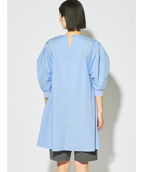 MIDIUMISOLID(ミディウミソリッド)の「MIDIUMISOLID for Ladies バックスリットボリュームスリーブチュニック(シャツ/ブラウス・レディース・ライトブルー/ブラック/オフホワイト・FREE)」の11枚目の写真