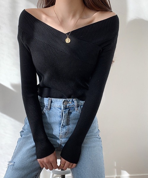 Teem Store(チームストア)の「オフショルダー カシュクールリブニット(ニット/セーター・レディース・ピンク/ブラック/グレー/ベージュ/ホワイト・F)」の11枚目の写真