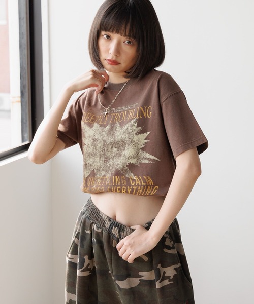 PBLIM(ページボーイリム)の「【UNISEX】スパークグラフィックT(Tシャツ/カットソー・レディース・ブルー/ブラウン/ブラック・SMALL/MEDIUM)」の2枚目の写真