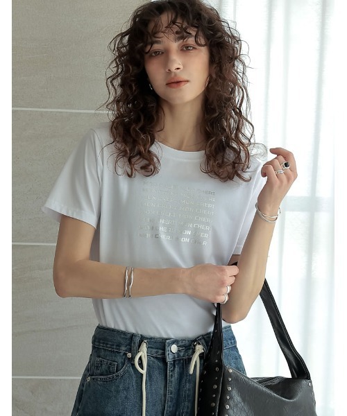 Re:EDIT（リエディ）の「[2025 SUMMER COLLECTION][UVカット][接触冷感][紫外線対策]MON CHERIロゴTシャツ（Tシャツ/カットソー・レディース・ホワイト×レッド/ホワイト×ブラック/ホワイト×シルバー/ブラック×ホワイト・MEDIUM/LARGE）」の9枚目の写真