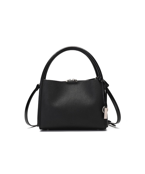 Ungrid(アングリッド)の「【Ungrid/アングリッド】軽量ソフトシュリンク プレートチャーム付ハンドバッグ(ハンドバッグ・レディース・ブラック/オリーブ/アイボリー/グレイッシュベージュ/ダークベージュ・FREE)」の18枚目の写真