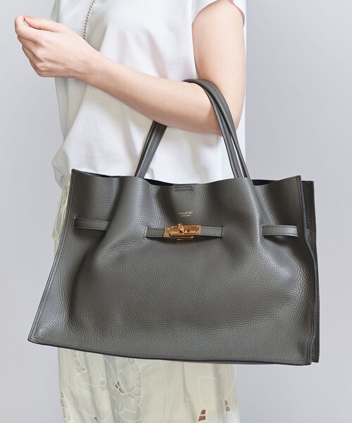 VIOLAd'ORO（ヴィオラドーロ）の「＜VIOLAd’ORO＞Wフェイス レザー トートバッグ（トートバッグ・レディース・ブラック/ダークグレー/モカ・FREE）」の2枚目の写真