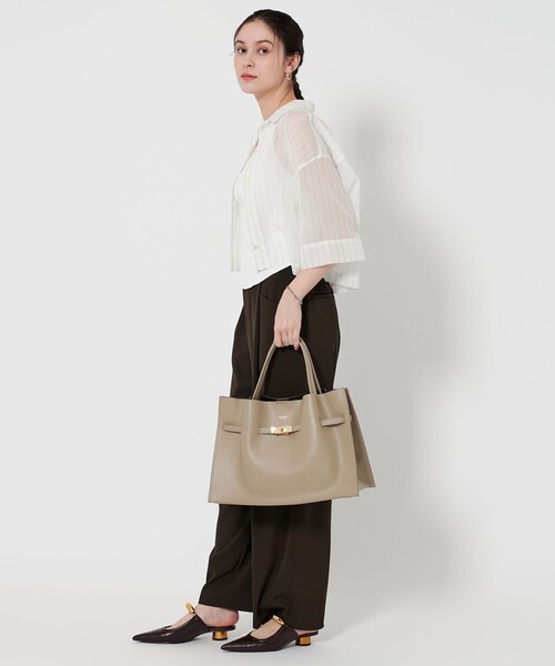 VIOLAd'ORO（ヴィオラドーロ）の「＜VIOLAd’ORO＞Wフェイス レザー トートバッグ（トートバッグ・レディース・ブラック/ダークグレー/モカ・FREE）」の5枚目の写真