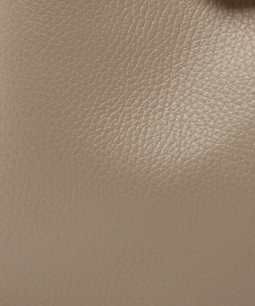 VIOLAd'ORO（ヴィオラドーロ）の「＜VIOLAd’ORO＞Wフェイス レザー トートバッグ（トートバッグ・レディース・ブラック/ダークグレー/モカ・FREE）」の11枚目の写真