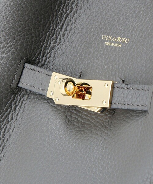 VIOLAd'ORO（ヴィオラドーロ）の「＜VIOLAd’ORO＞Wフェイス レザー トートバッグ（トートバッグ・レディース・ブラック/ダークグレー/モカ・FREE）」の17枚目の写真
