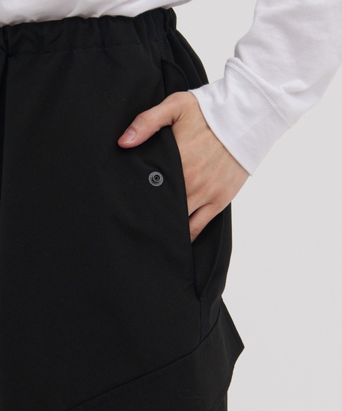 marka(マーカ)の「別注 OVER PANTS(カーゴパンツ・メンズ・ブラック/ダークグリーン・1/2)」の15枚目の写真