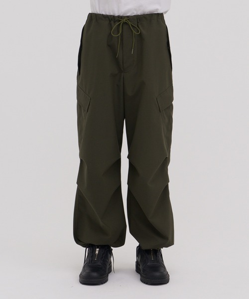 marka(マーカ)の「別注 OVER PANTS(カーゴパンツ・メンズ・ブラック/ダークグリーン・1/2)」の19枚目の写真