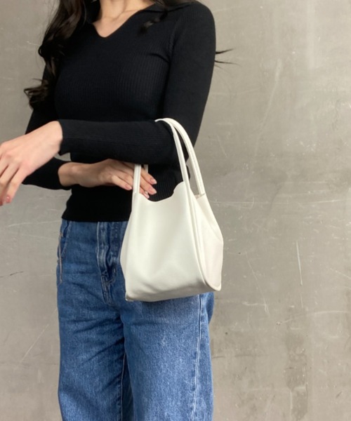 tolene(トレネ)の「ポーチ付き 2way ショルダーバッグ ハンドバッグ(ショルダーバッグ・レディース・ホワイト/ブラック/シルバー・ONE SIZE)」の15枚目の写真