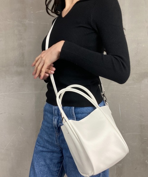 tolene(トレネ)の「ポーチ付き 2way ショルダーバッグ ハンドバッグ(ショルダーバッグ・レディース・ホワイト/ブラック/シルバー・ONE SIZE)」の20枚目の写真