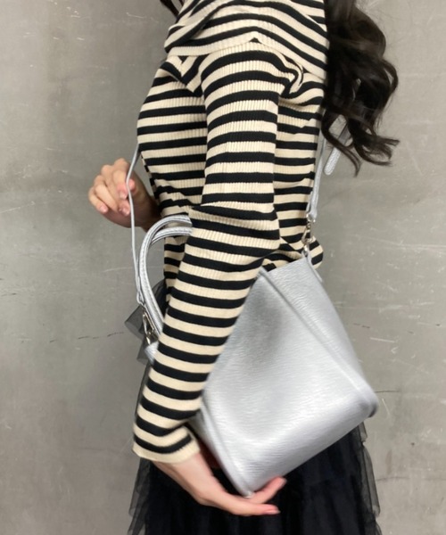 tolene(トレネ)の「ポーチ付き 2way ショルダーバッグ ハンドバッグ(ショルダーバッグ・レディース・ホワイト/ブラック/シルバー・ONE SIZE)」の7枚目の写真