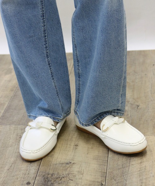 Fin(フィン)の「リボンモカシン【低反発スポンジ入り】(モカシン/デッキシューズ・レディース・ブラック/ベージュ/シルバー/アイボリー・22.5cm/23cm/23.5cm/24cm/24.5cm)」の15枚目の写真