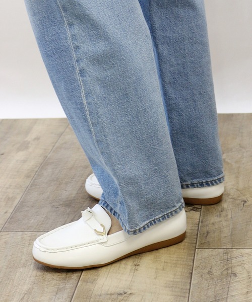 Fin(フィン)の「リボンモカシン【低反発スポンジ入り】(モカシン/デッキシューズ・レディース・ブラック/ベージュ/シルバー/アイボリー・22.5cm/23cm/23.5cm/24cm/24.5cm)」の17枚目の写真