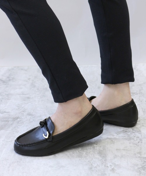 Fin(フィン)の「リボンモカシン【低反発スポンジ入り】(モカシン/デッキシューズ・レディース・ブラック/ベージュ/シルバー/アイボリー・22.5cm/23cm/23.5cm/24cm/24.5cm)」の18枚目の写真