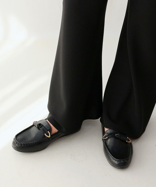 Fin(フィン)の「リボンモカシン【低反発スポンジ入り】(モカシン/デッキシューズ・レディース・ブラック/ベージュ/シルバー/アイボリー・22.5cm/23cm/23.5cm/24cm/24.5cm)」の13枚目の写真