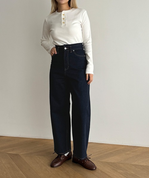 CANAL JEAN(キャナルジーン)の「ハイウエストワイドカーブデニム(デニムパンツ・レディース・ネイビー・マルチサイズ)」の5枚目の写真