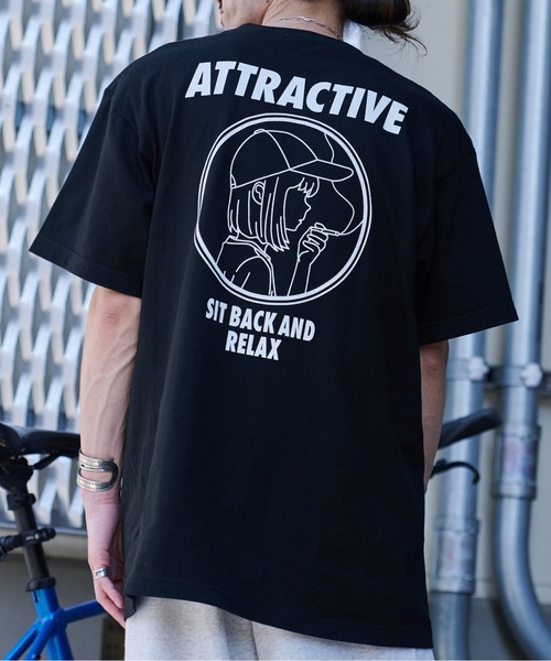 MODISH GAZE(モディシュガゼ)の「【MODISH GAZE】スモーキングガール SIT BACK AND RELAX半袖Tシャツ(CP)(Tシャツ/カットソー・メンズ・ブラック/ネイビー/ネイビー×ホワイト/ホワイト・XL/L/M)」の20枚目の写真