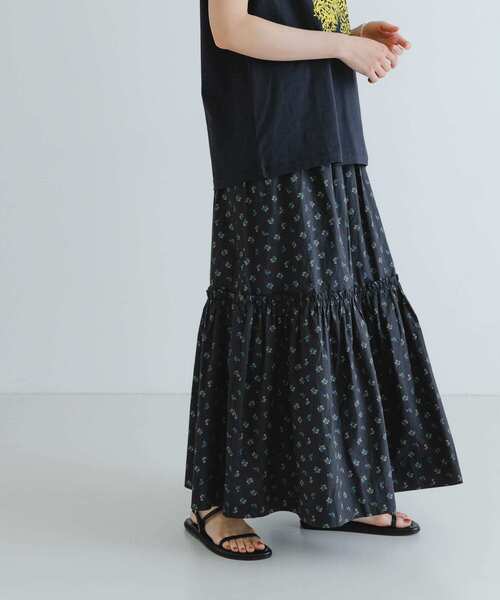 GANNI（ガニー）の「GANNI　Printed Cotton Smock Skirt（スカート・レディース・ブラック系その他・36）」の6枚目の写真