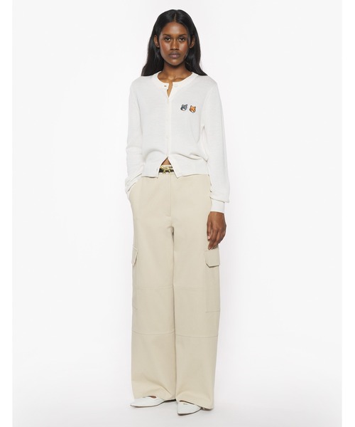 Maison Kitsune(メゾンキツネ)の「DOUBLE BOLD FOX HEAD PATCH REGULAR CARDIGAN(カーディガン/ボレロ・レディース・ホワイト系その他・XL/L/M/S/XS)」の5枚目の写真