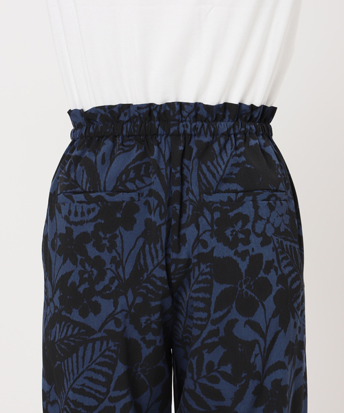 JOURNAL STANDARD relume（ジャーナルスタンダード　レリューム）の「ボタニカルプリントパンツ（その他パンツ・レディース・ベージュ/ネイビー・FREE）」の21枚目の写真