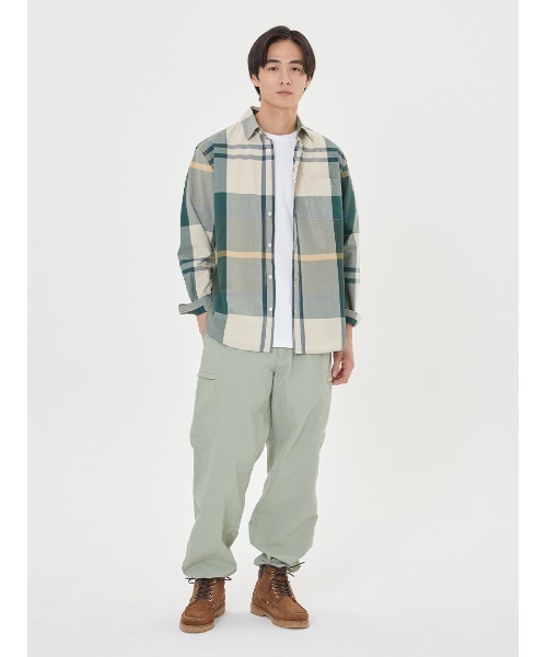 Barbour（バブアー）の「ラージ タータンチェック レギュラーカラー シャツ（シャツ/ブラウス・メンズ・オリーブ/ベージュ/グリーン・38/36/40/42）」の7枚目の写真
