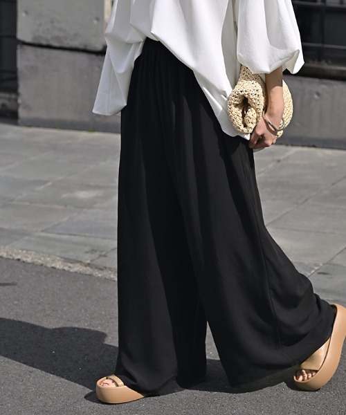 HUG.U（ハグユー）の「「ひんやり」 本気の夏パンツ（その他パンツ・レディース・ブラック/カーキ/グリーン/ホワイト/ブラウン/オレンジ/ブルー・M(トール丈)/L(トール丈)/M(レギュラー丈)/L(レギュラー丈)）」の2枚目の写真