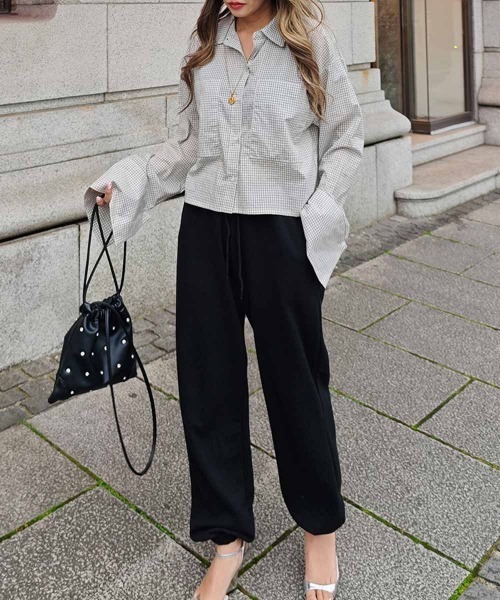 esutoreja（エストレジャ）の「ギンガムチェッククロップドシャツ（シャツ/ブラウス・レディース・アイボリー/ブラック・FREE）」の11枚目の写真