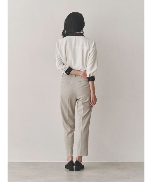TONAL（トーナル）の「スーツタックパンツ（その他パンツ・レディース・ネイビー/グレー/ベージュ/ブラック・SMALL/MEDIUM/LARGE）」の22枚目の写真
