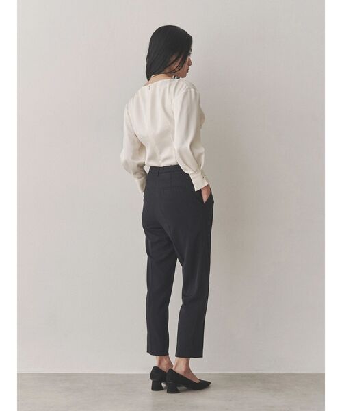TONAL（トーナル）の「スーツタックパンツ（その他パンツ・レディース・ネイビー/グレー/ベージュ/ブラック・SMALL/MEDIUM/LARGE）」の13枚目の写真