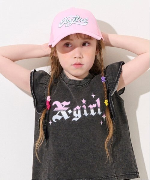 X-girl Stages(エックスガールステージス)の「ロゴ刺しゅうメッシュキャップ(キャップ・キッズ・ブラック/ピンク・52-56cm/S(48-52cm))」の1枚目の写真