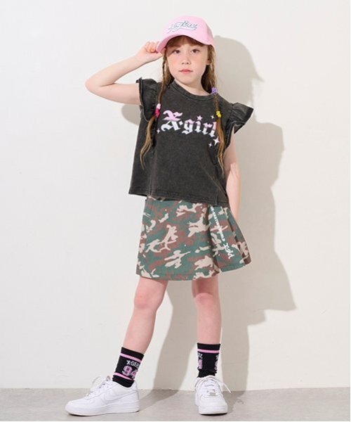 X-girl Stages(エックスガールステージス)の「ロゴ刺しゅうメッシュキャップ(キャップ・キッズ・ブラック/ピンク・52-56cm/S(48-52cm))」の9枚目の写真