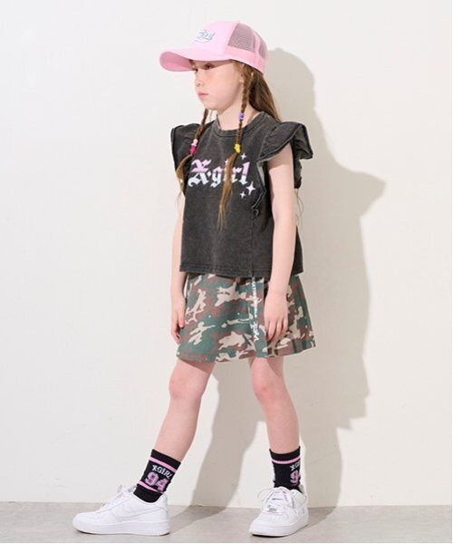 X-girl Stages(エックスガールステージス)の「ロゴ刺しゅうメッシュキャップ(キャップ・キッズ・ブラック/ピンク・52-56cm/S(48-52cm))」の8枚目の写真