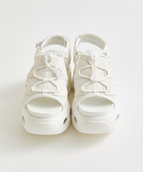 OLIVE des OLIVE(オリーブデオリーブ)の「エアーソールスポーツサンダル(サンダル・レディース・ブラック/ホワイト・SMALL/MEDIUM/LARGE)」の4枚目の写真