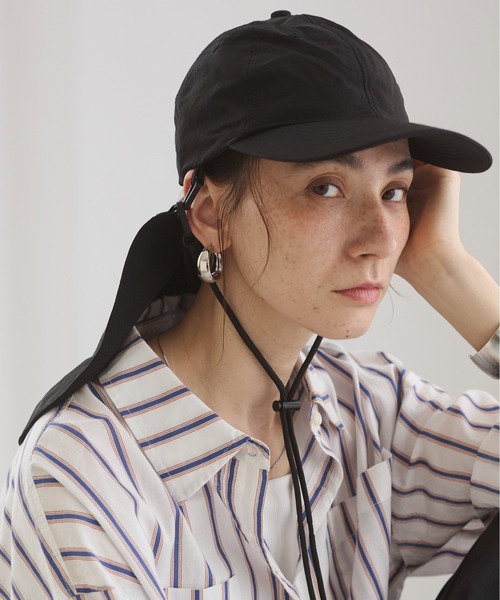 ANGIE（アンジー）の「【冷感/撥水/UVカット】サンシェードキャップ（キャップ・レディース・ベージュ/ブラック・FREE）」の4枚目の写真
