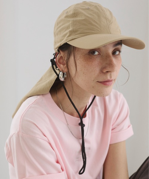 ANGIE（アンジー）の「【冷感/撥水/UVカット】サンシェードキャップ（キャップ・レディース・ベージュ/ブラック・FREE）」の13枚目の写真