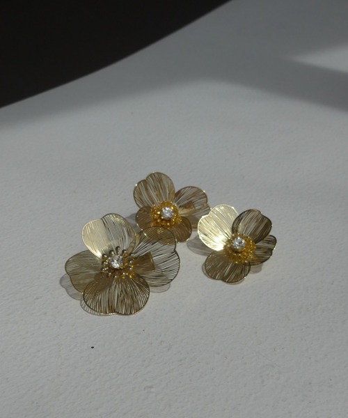 Dorry Doll(ドリードール)の「すかしメタルフラワービジューヘアピン3個セット(ヘアピン・レディース・ゴールド/シルバー・FREE)」の12枚目の写真