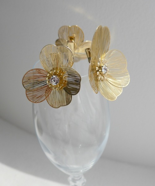 Dorry Doll(ドリードール)の「すかしメタルフラワービジューヘアピン3個セット(ヘアピン・レディース・ゴールド/シルバー・FREE)」の17枚目の写真