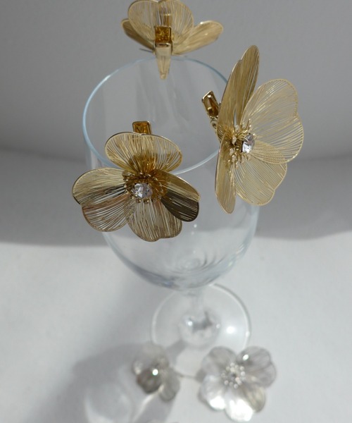 Dorry Doll(ドリードール)の「すかしメタルフラワービジューヘアピン3個セット(ヘアピン・レディース・ゴールド/シルバー・FREE)」の19枚目の写真